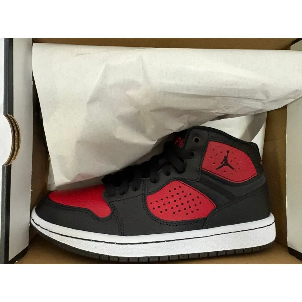 Jordan Access GS Black and Red Size 5 Youth New with Box